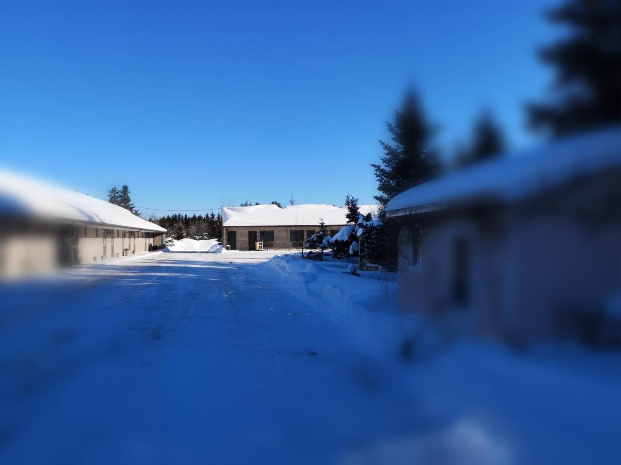 Motel Alexandrin Saint-Georges Buitenkant foto